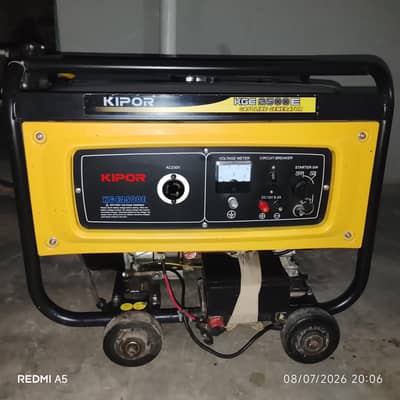 2.2 KV kipor generator Model KGE2500E.
