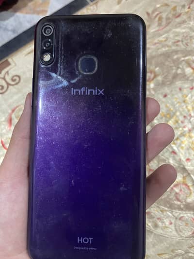 Infinix Hot 8