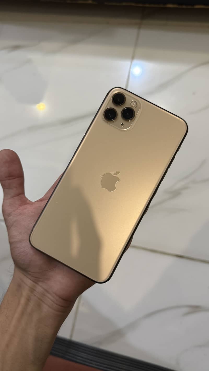 Apple iPhone 11 Pro Max 0