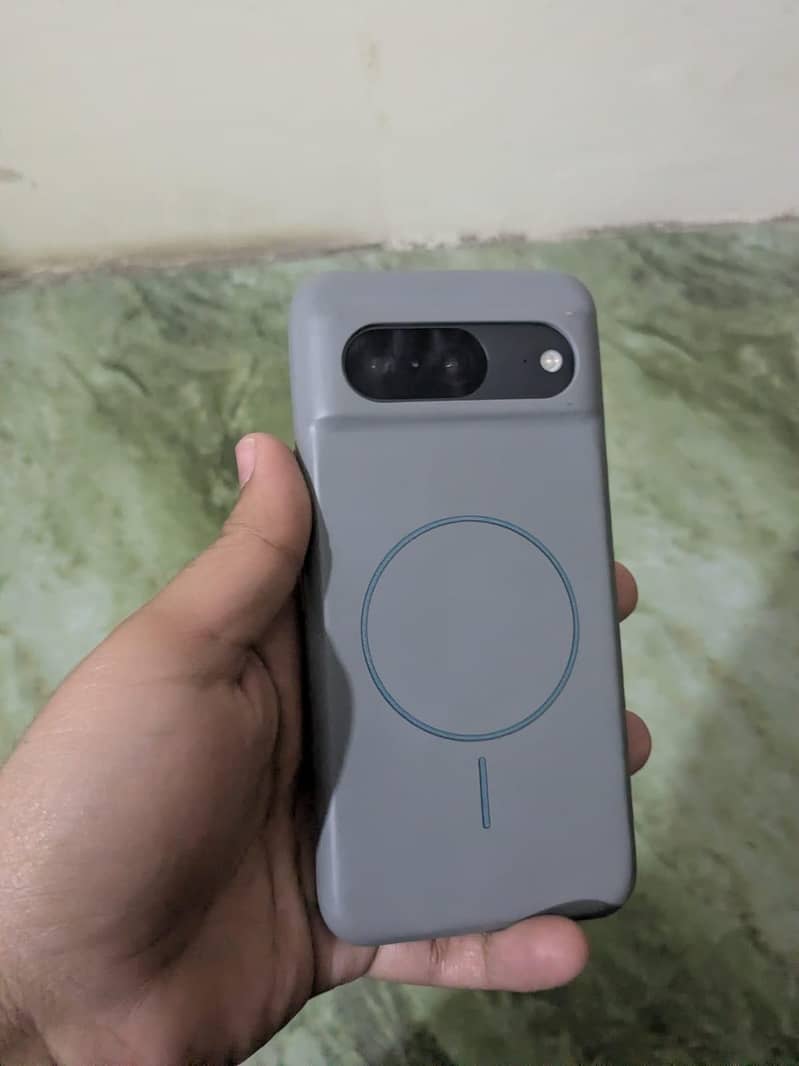 Google Pixel 8 1