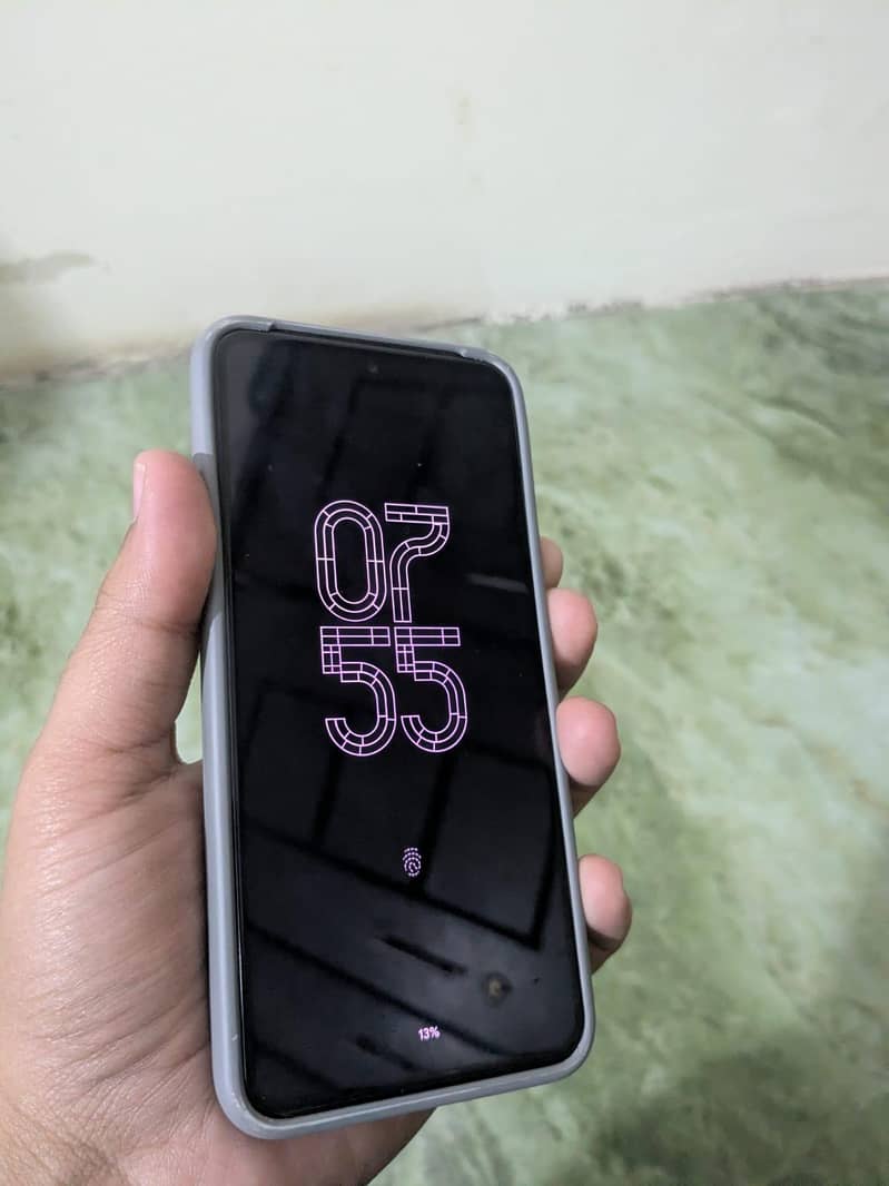 Google Pixel 8 4