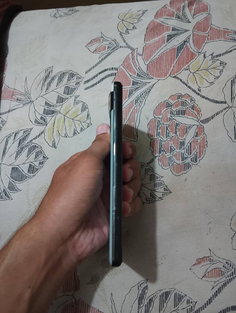 Google Pixel 6a 1