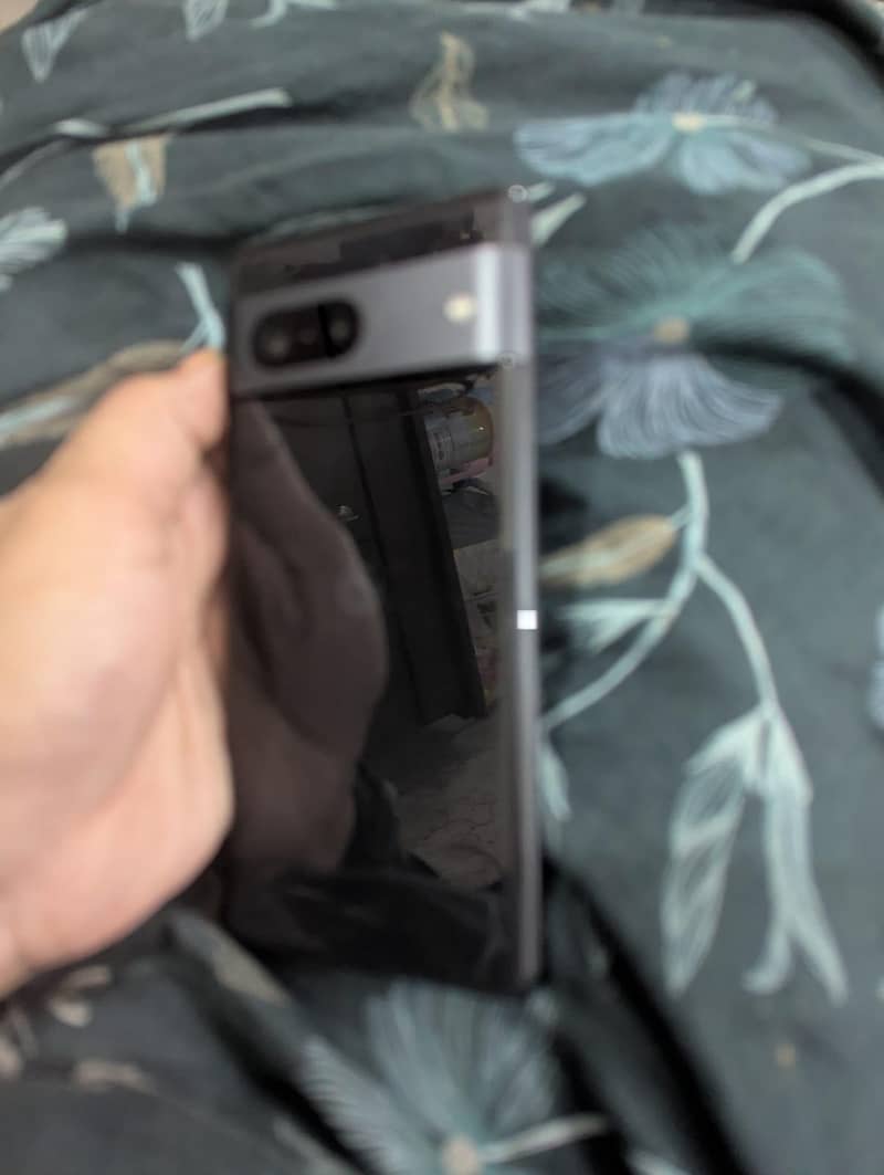 Google Pixel 7a 3