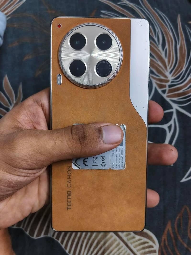 Tecno Camon 30 1