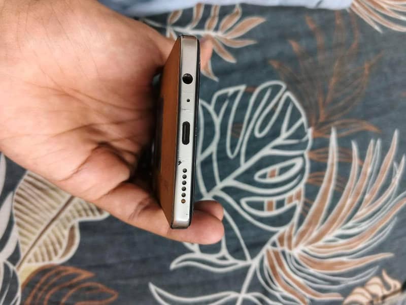 Tecno Camon 30 2