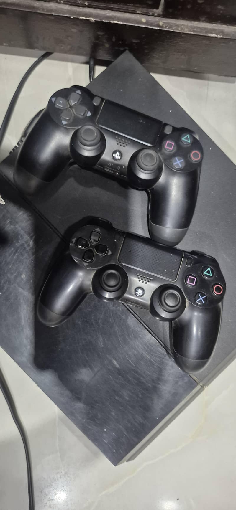 ps 4 controllers 0
