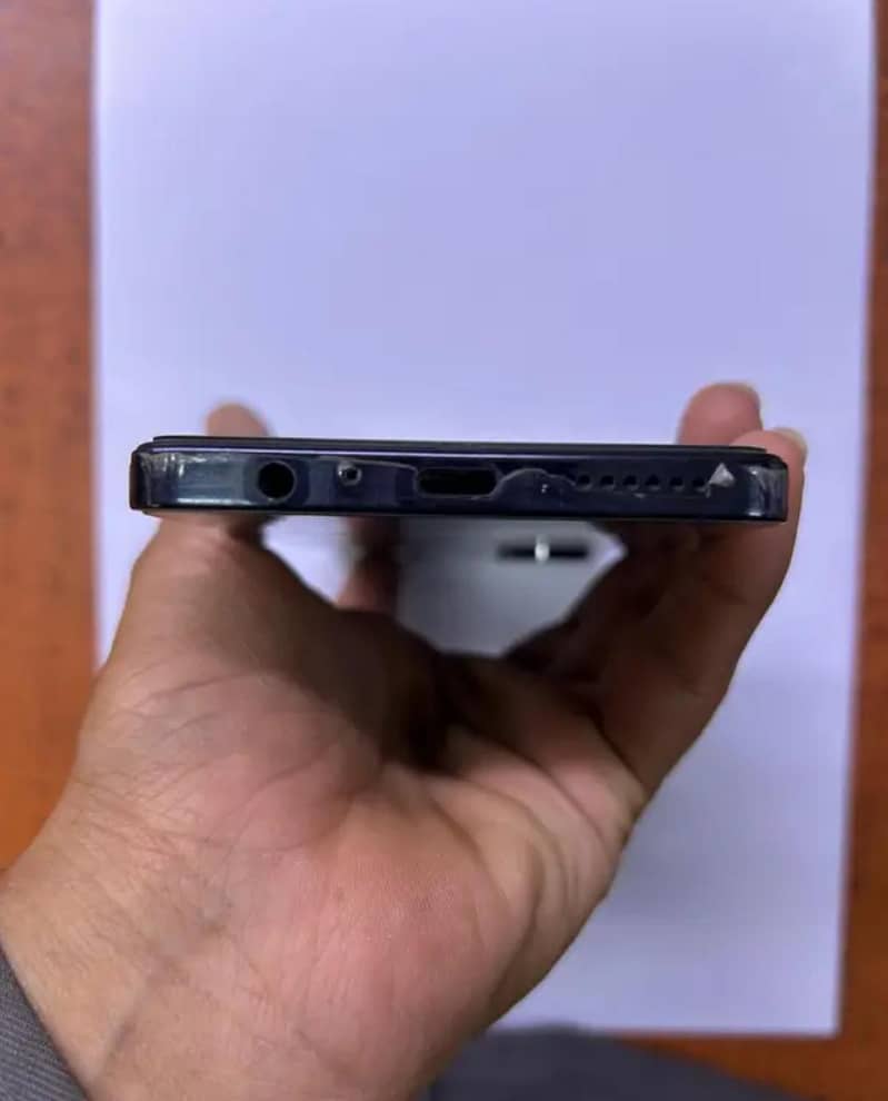 Tecno CAMON 20 Pro 4