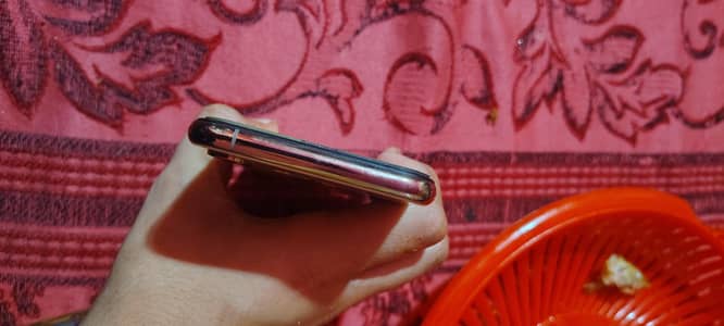 Apple iPhone XS