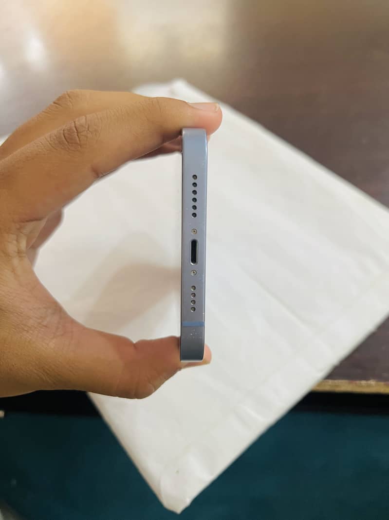 Apple iPhone 14 plus 3