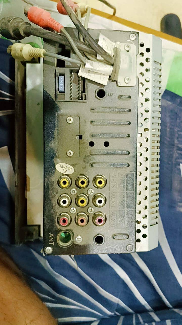 LCD plus CD player original 3