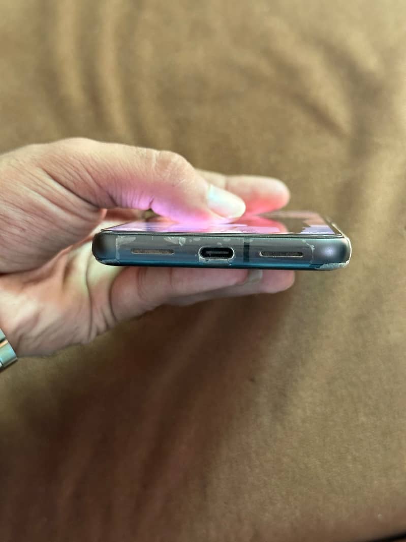 PIXEL 8 2