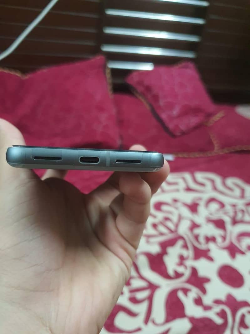 Google Pixel 8 2
