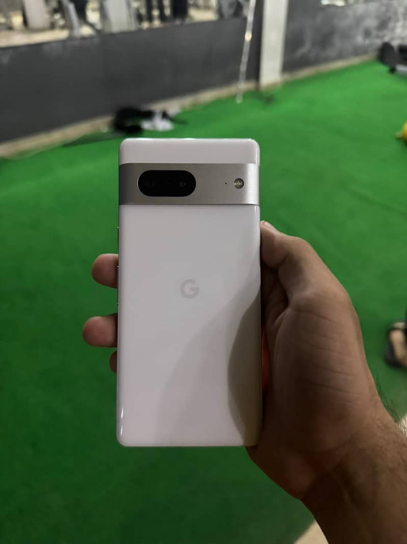 Google Pixel 7 3