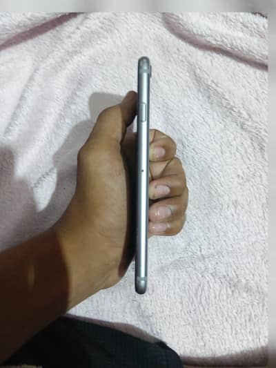 Apple iPhone 6S