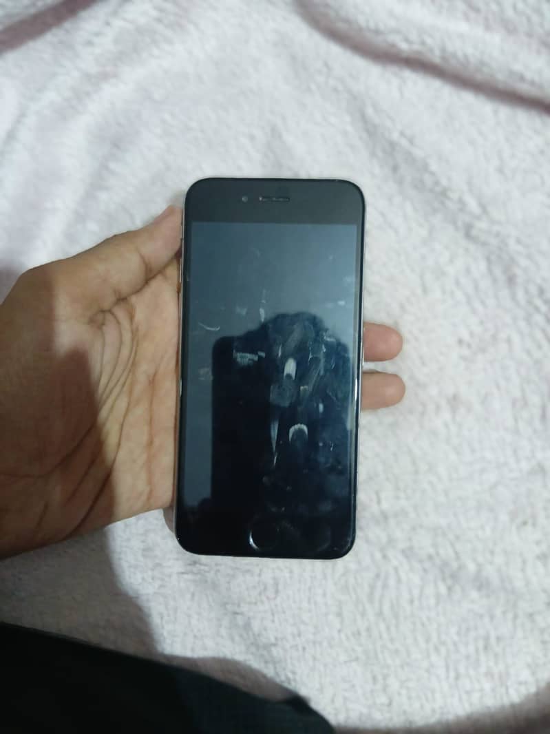 Apple iPhone 6S 3