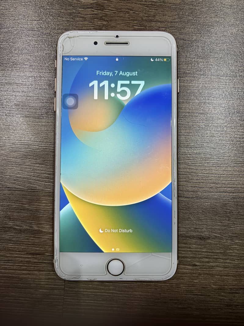 Apple iPhone 8 Plus 2