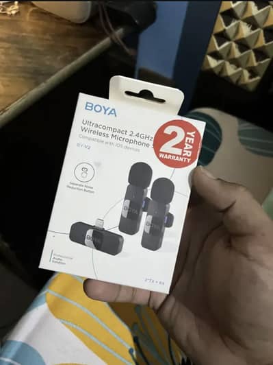 BOYA V2 MICROPHONE (NOISE CANCELLATION)