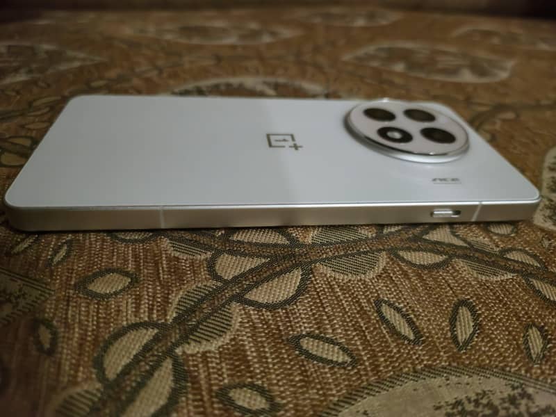 One Plus Ace 5 6