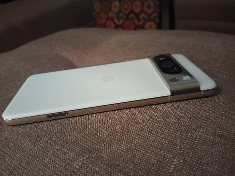 Google Pixel 8 Pro 3