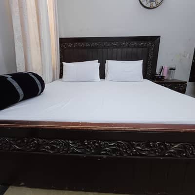 Double bed, dressing table, side tables