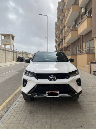 Toyota Fortuner Legender 2023