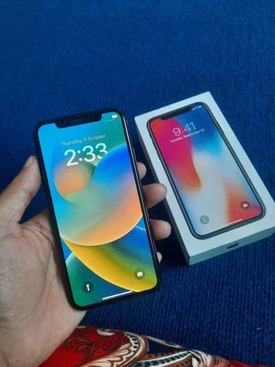 IPhone X 256GB PTA with box