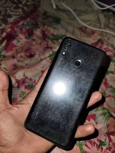 Honor 8C