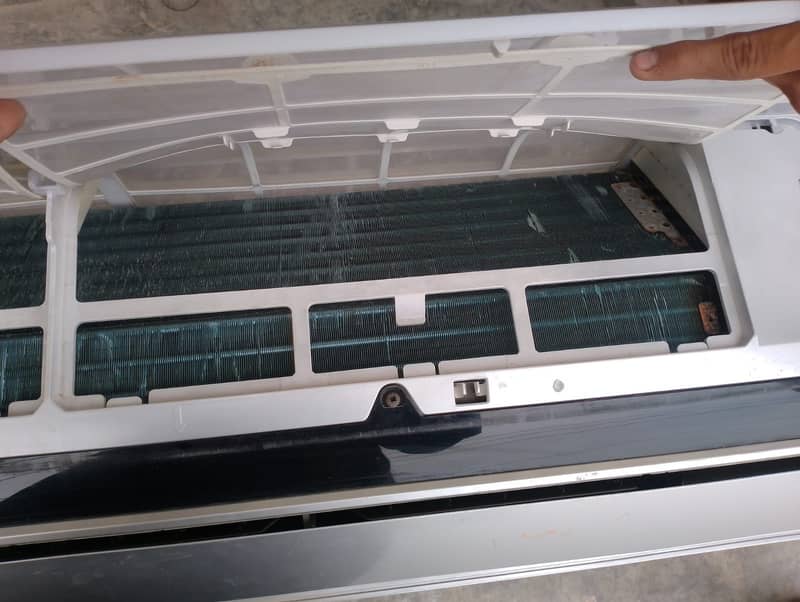 Orient AC (Dc Inverter) 3