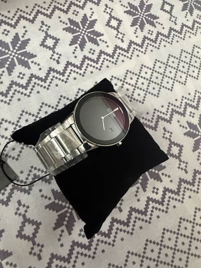 100% Original Watch – Brand New