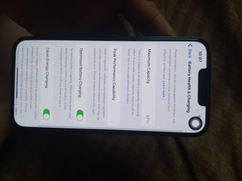 Apple iPhone 13 0