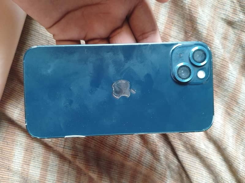 Apple iPhone 13 6