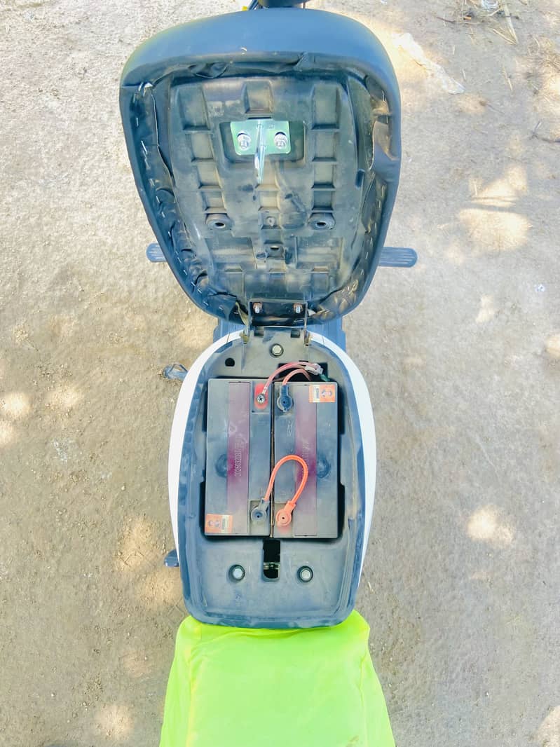 Zippy YJ Future 8