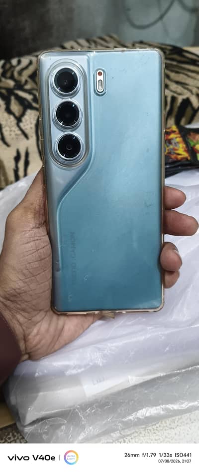 Tecno CAMON 40 Pro