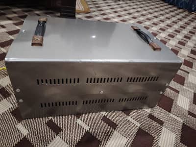 16000 Watt Universal Stablizer For Sale Silver wainding
