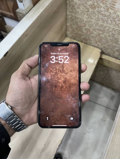  Apple iPhone XS Max – 256GB | PTA Official Approved | 10/10