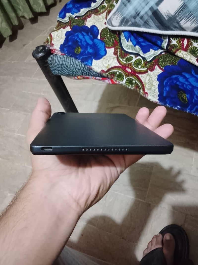 tablet 4/64. snapdragon processor 4