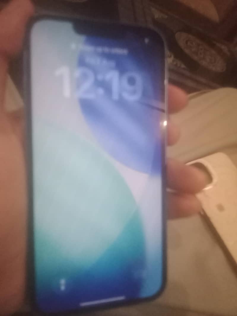 Apple iPhone 13 1