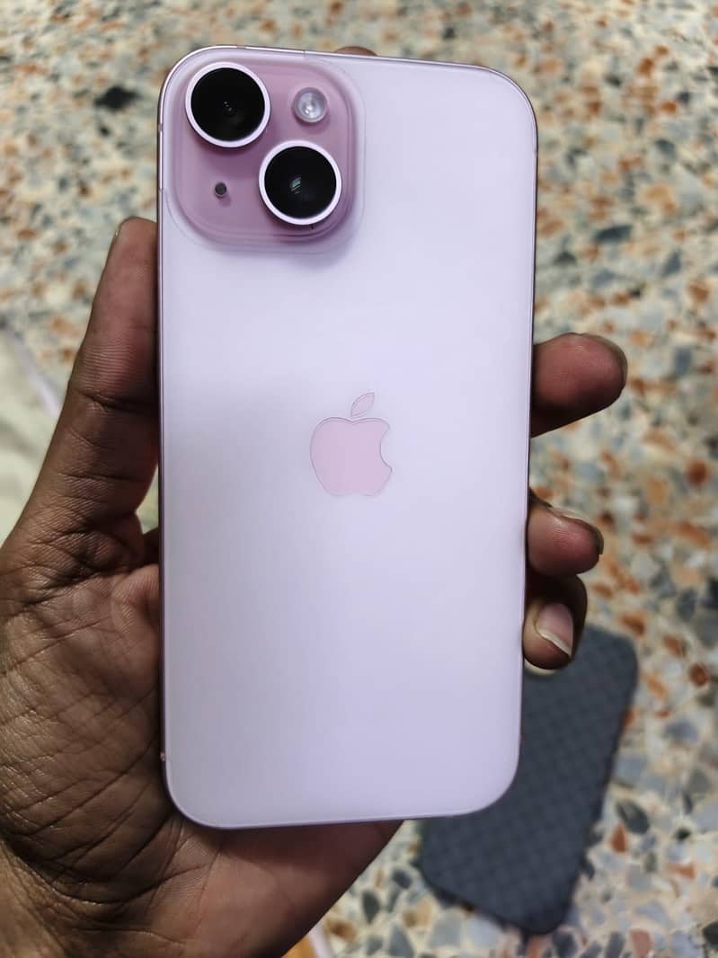 Apple iPhone 15 1
