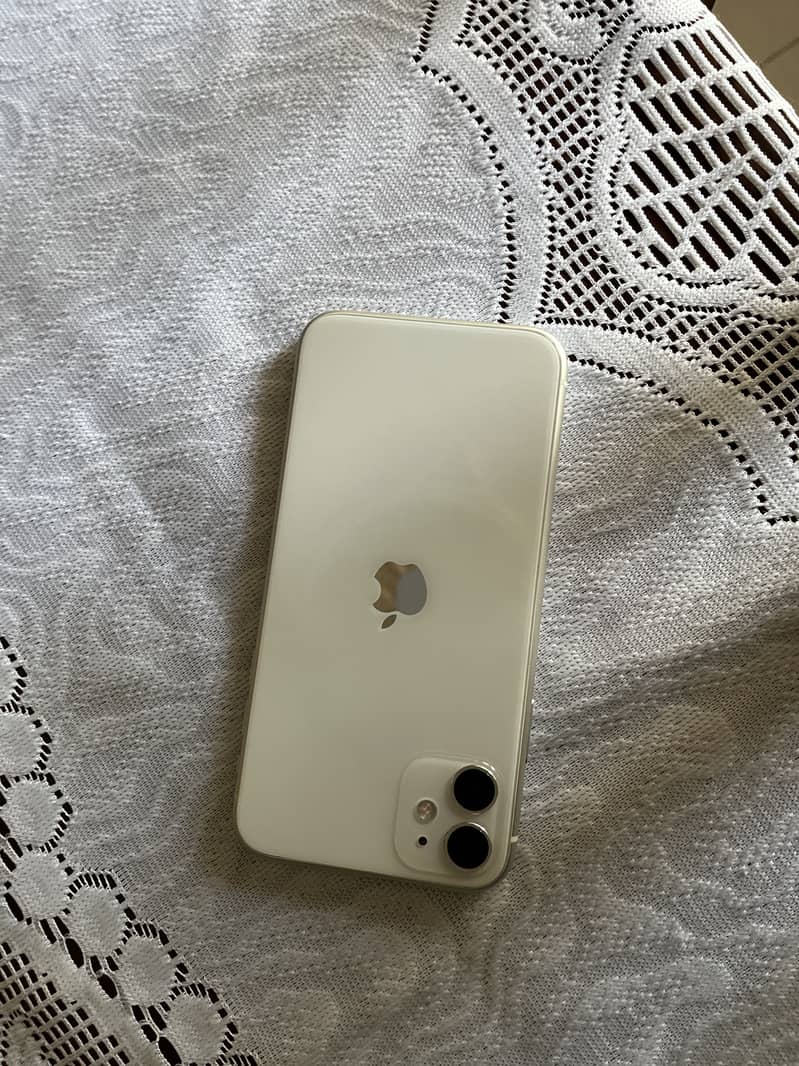 Apple iPhone 11 8