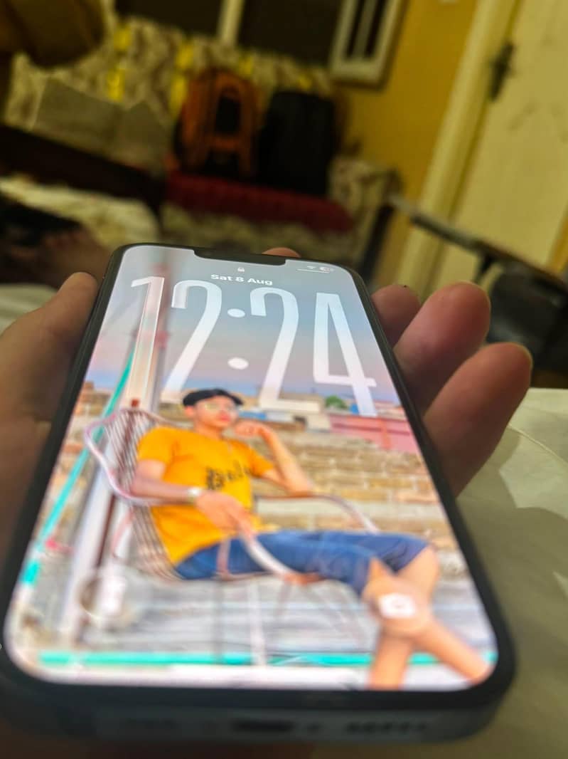 IPhone 13 Pro ( Mint condition) 2