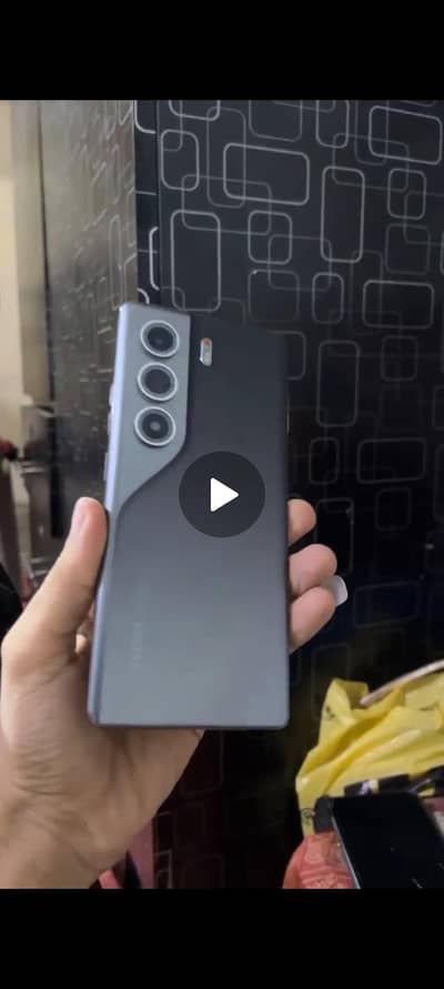 Tecno CAMON 40 Pro