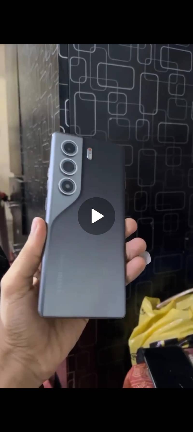 Tecno CAMON 40 Pro 0