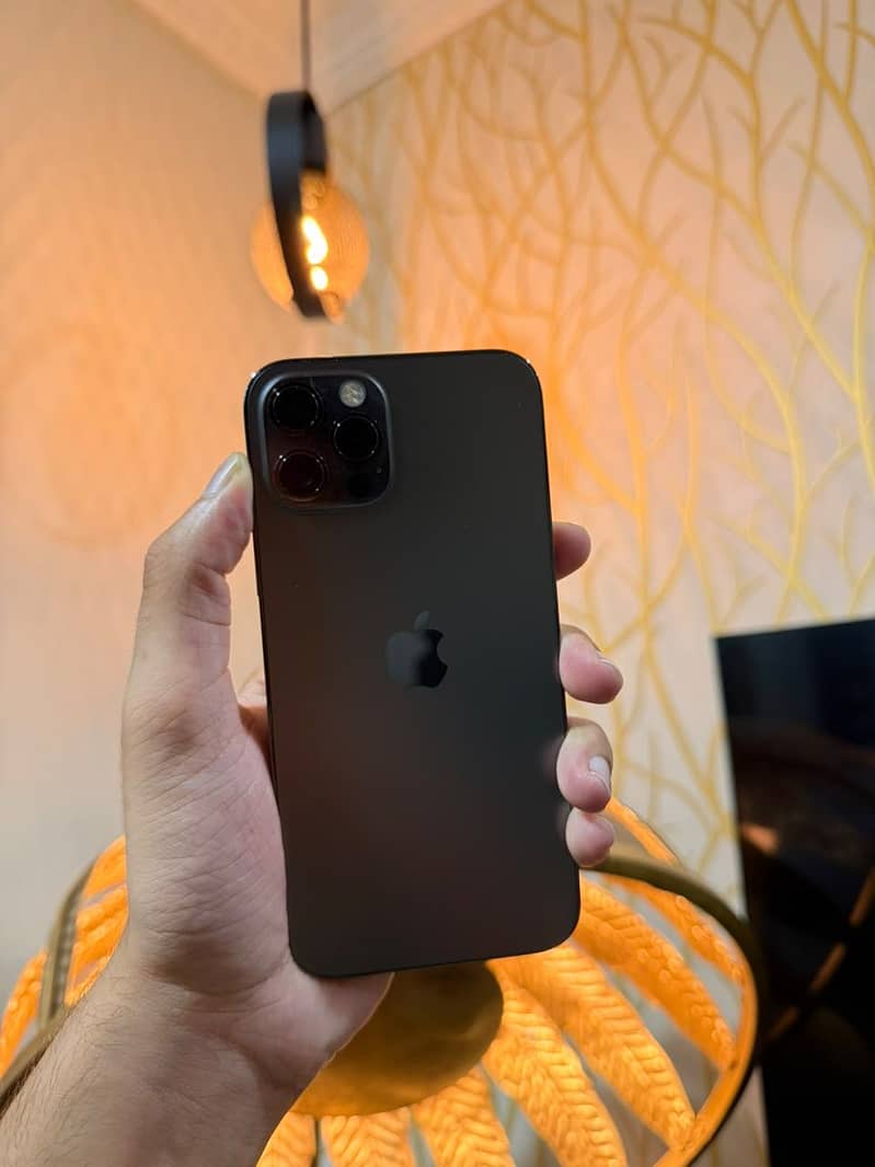 Apple iPhone 12 Pro 0