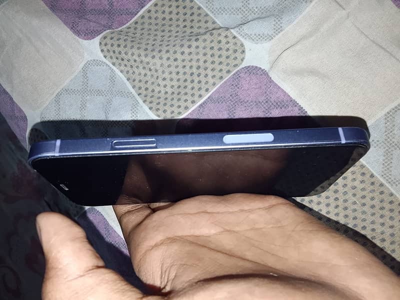 Apple iPhone 12 3