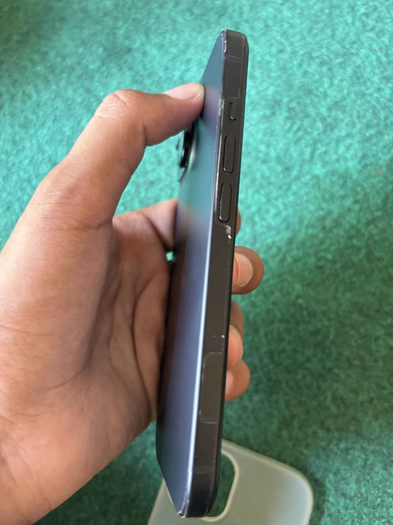 Apple iPhone 15 2