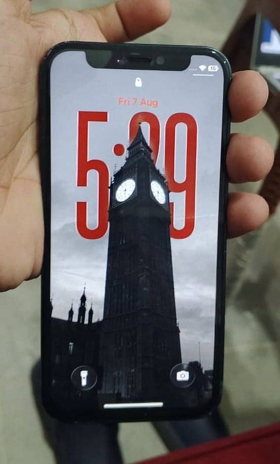 Apple iPhone 12 mini 1