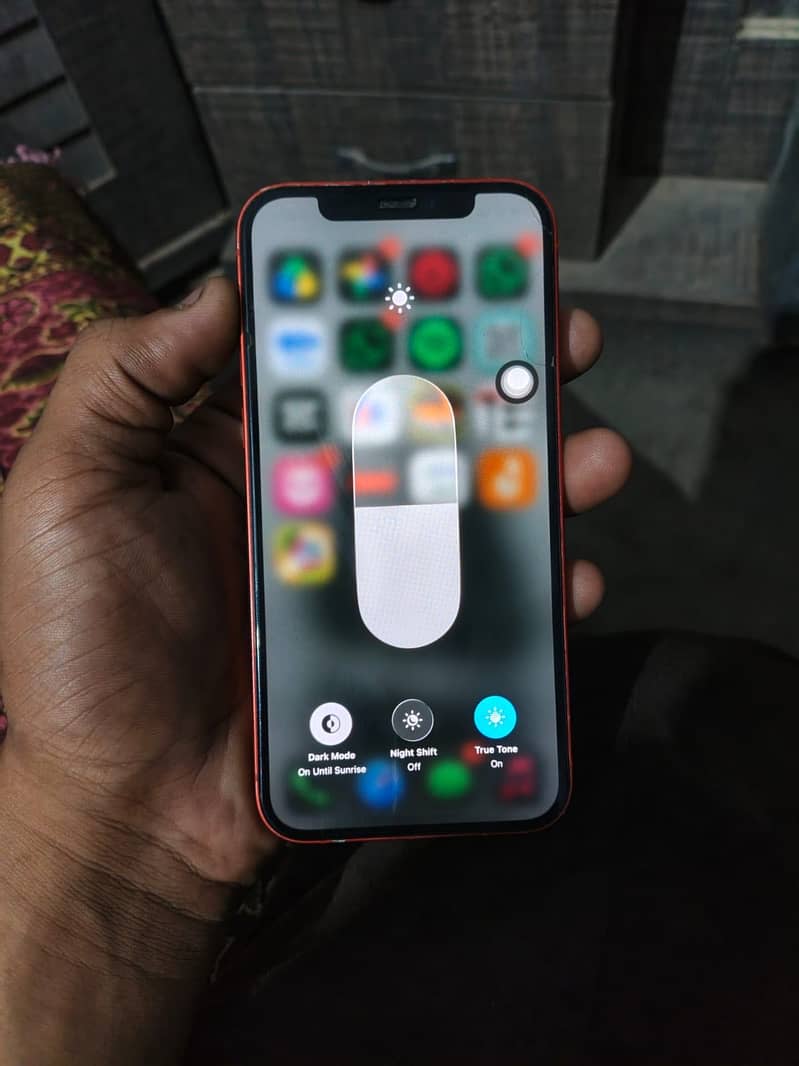 Apple iPhone 12 7