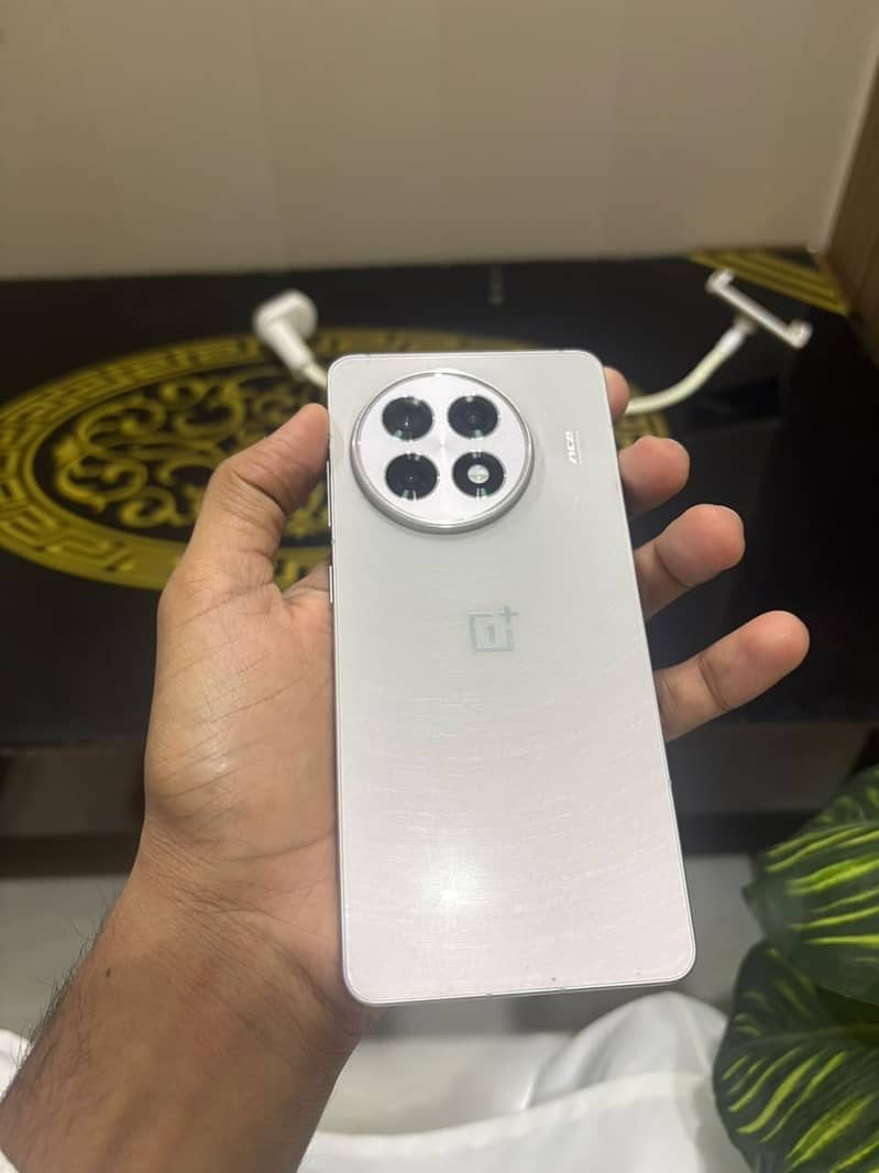 One Plus 13R 4