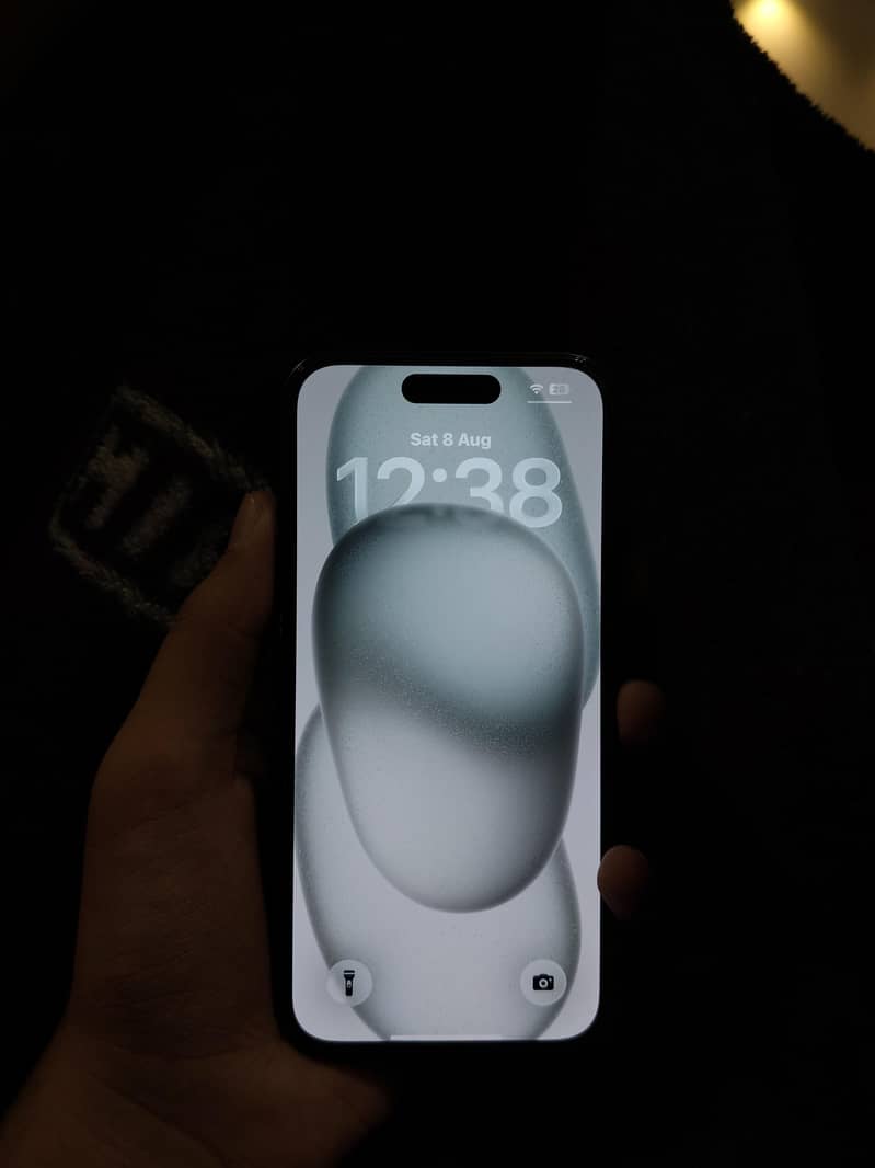 Apple iPhone 15 5