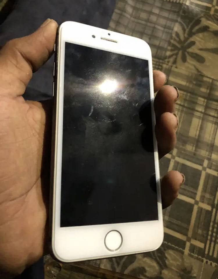 Apple iPhone 8 2